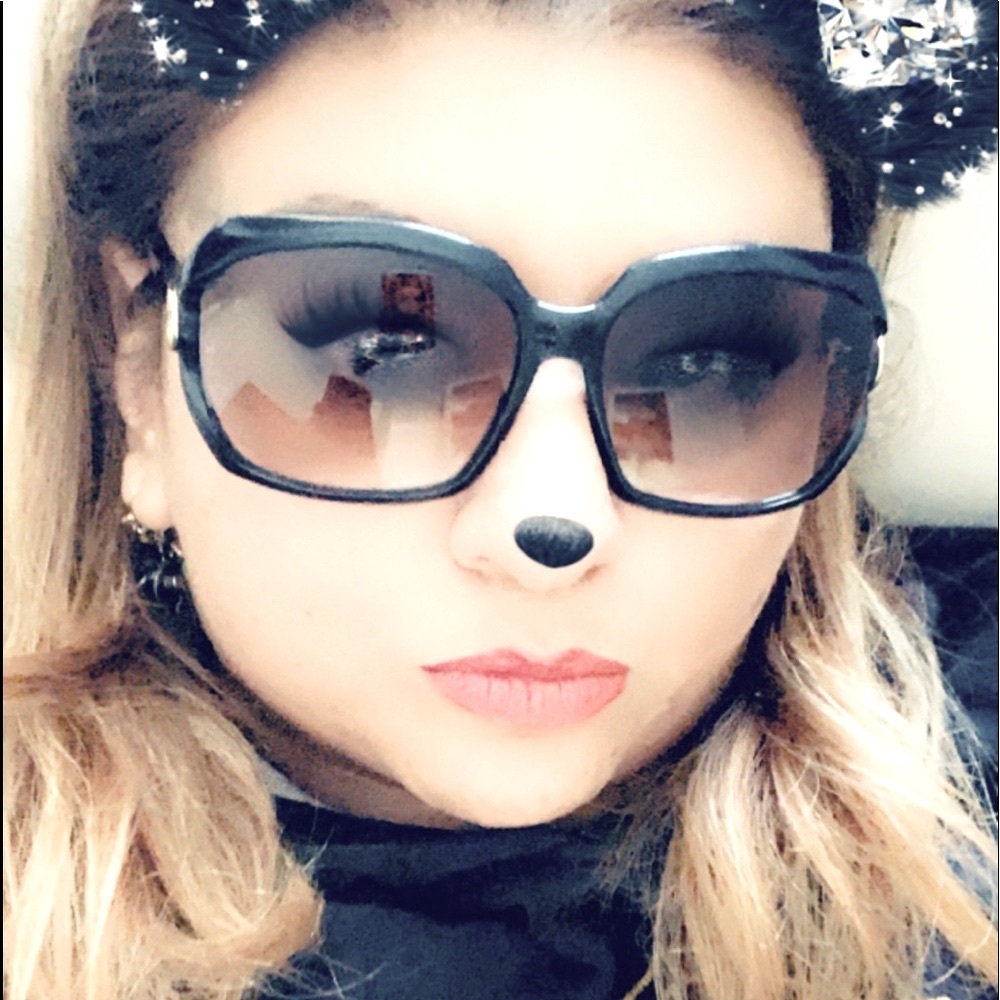 Meet your Posher, Patty💖